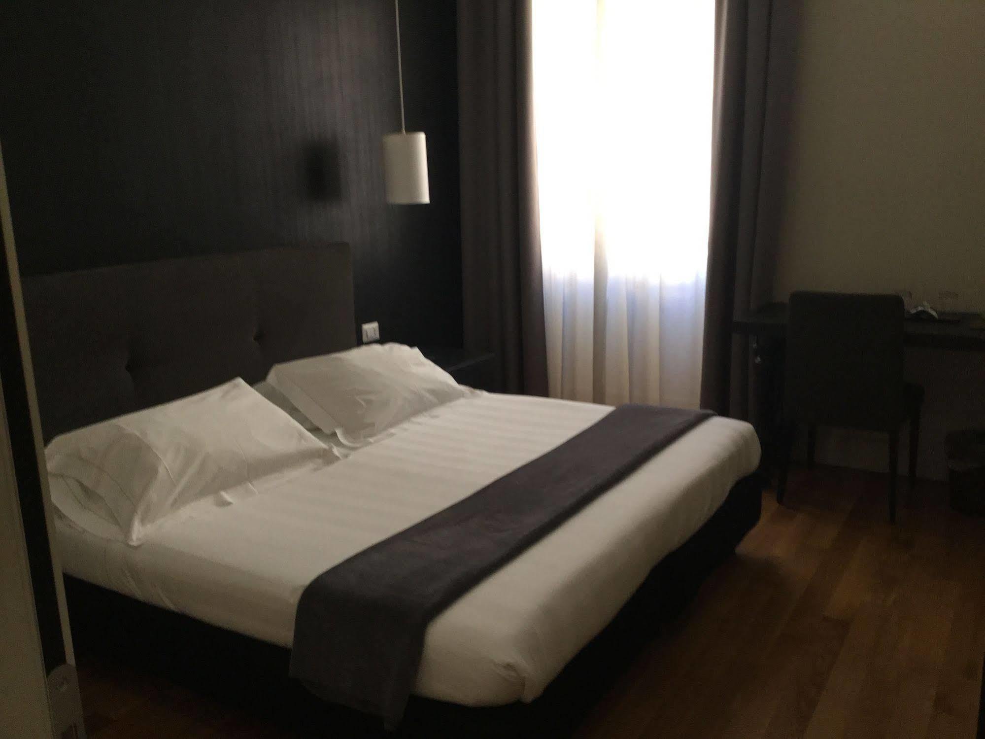 Rhome Terminal Guest House Roma Eksteriør bilde