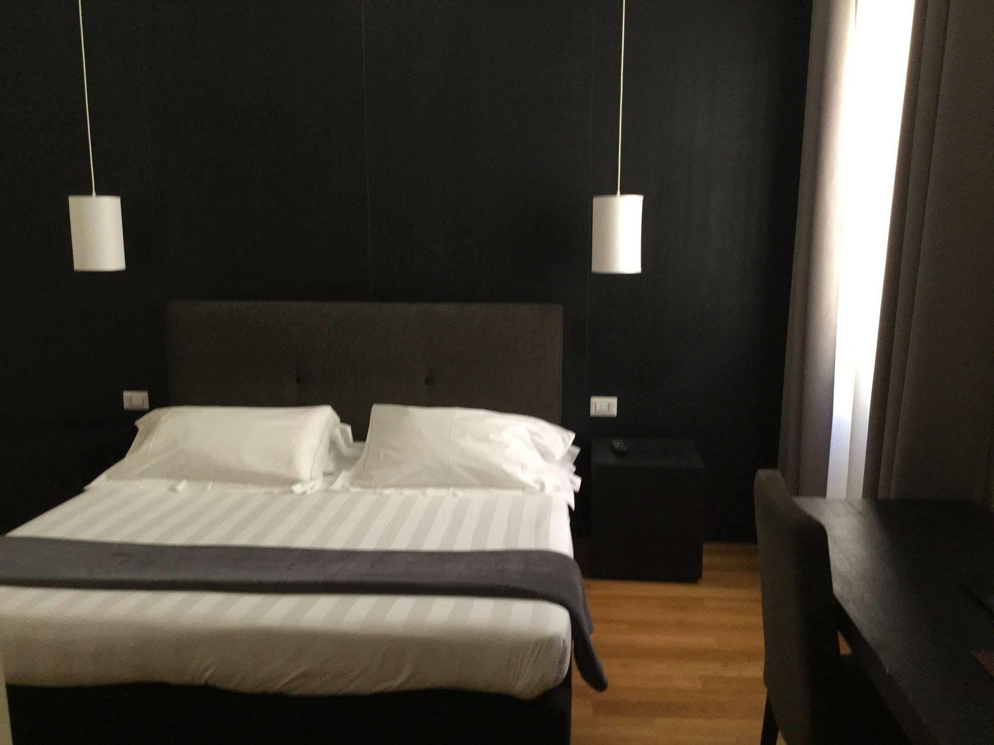 Rhome Terminal Guest House Roma Eksteriør bilde